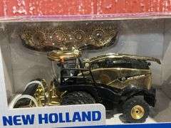 1/64 New Holland FR920 Forage Harvester Gold 2018 Farm Show NIB Ertl