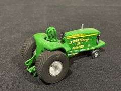1/64 John Deere 8410 Puller Custom