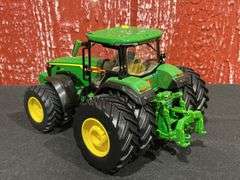 1/32 John Deere 8R 410 2021 Farm Show NIB Ertl