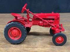 (2) 1/16 Farmall Cubs Ertl