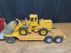 (2) Semi + IH Hough Payloader Ertl