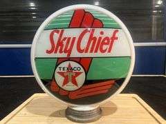 Texaco " Sky Cheif" Narrow Body Glass Gas Globe