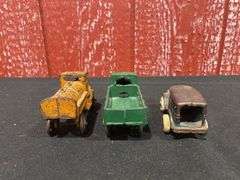 (3) Mack Trucks + Austin Car Arcade