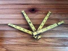 John Deere 6’ Folding Ruler
