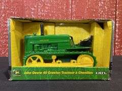 1/16 John Deere 40 Crawler NIB Ertl