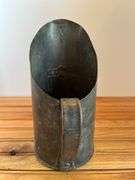 Jamesway Feed Scoop