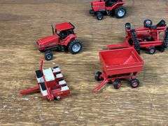 (17) 1/64 IH + Case-IH