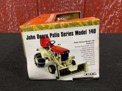 1/16 John Deere 140 L&G Patio Orange NIB Ertl
