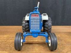 (2) 1/12 Ford 8600 + Wagon Ertl