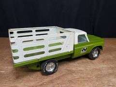 Stake Truck NyLint