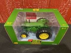 1/16 John Deere 80 NIB Ertl