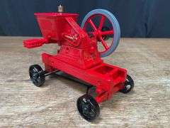 1/8 New Holland Engine 100th Anniversary NIB Ertl