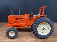 1/16 AC 220 1998 Wisconsin NIB Ertl