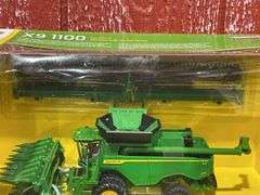 1/64 John Deere X9 1100 Combine Prestige NIB Ertl