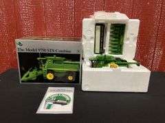 1/32 John Deere 9750 STS Combine Precision NIB Ertl