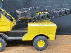 Bulldozer + Shovel NyLint