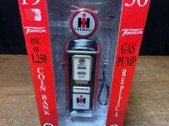 IH Gas Pump Coin Bank NIB Gearbox