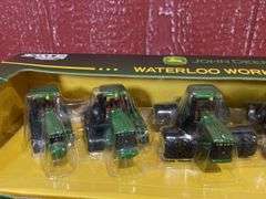 1/64 John Deere Waterloo Works Set NIB Ertl