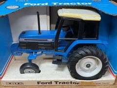 1/16 Ford 8240 NIB Ertl