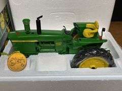1/16 John Deere 4020 Precision NIB Ertl