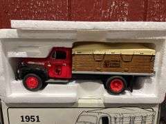 (2) 1/34 Ford + Mack Trucks 1st Gear