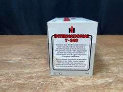 1/16 IH T-340 Crawler NIB Ertl