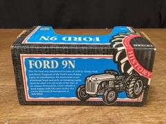 1/16 Ford 9N 1993 TTT NIB Ertl