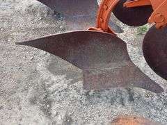 Allis Chalmers 2 Bottom Pull Type Plow