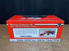 1/16 MF 65 w/Loader 2009 Pork Expo NIB SC