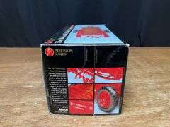 1/16 McCormick 200 Spreader Precision NIB Ertl