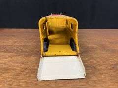 (2) IH Transtar Horse Trailer Semis Ertl