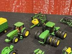 (10) 1/64 John Deere