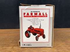 1/16 Farmall Super A NIB Ertl