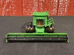 1/64 John Deere 9860 STS Combine Customized