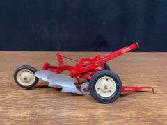(2) 1/16 IH McCormick Disk + Plow Eska