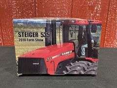 1/32 Case-IH Steiger 535 2010 Farm Show Red Chrome NIB Ertl