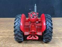 (2) 1/16 Farmall 350 + IH I-D9 Ertl
