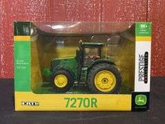 1/32 John Deere 7270R Prestige NIB Ertl