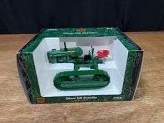 1/16 Oliver HG Crawler NIB Ertl