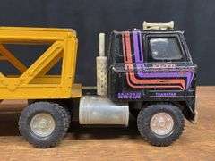 (2) IH Transtar NASCAR + Car Hauler Semis Ertl