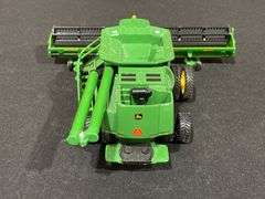 1/64 John Deere 9860 STS Combine Customized