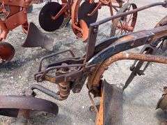 Allis Chalmers 3 Bottom Pull Type Plow