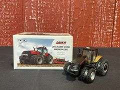 1/64 Case-IH Magnum 380 2014 Farm Show Chase NIB Ertl