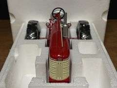 1/16 Farmall 450 Brass Tacks Demonstrator 2002 Lafayette NIB SC