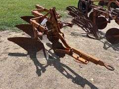 Allis Chalmers 3 Bottom Snap Coupler Plow