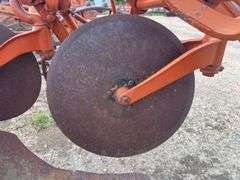 Allis Chalmers 2 Bottom Pull Type Plow