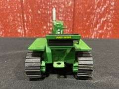 1/16 John Deere MC Crawler 1995 Plow City NIB SC