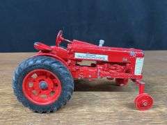 (3) 1/16 IH 544 + Farmall 350 Tractors Ertl