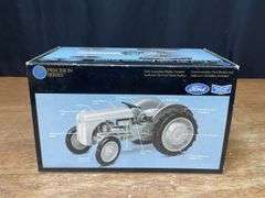 1/16 Ford 9N Precision NIB Ertl
