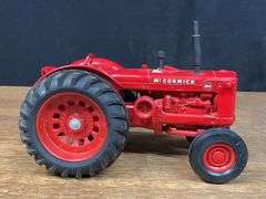 (2) 1/16 McCormick WD-9 Ertl